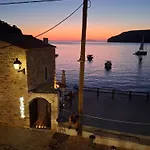 πέτρινο σπίτι-stone House Kostas *