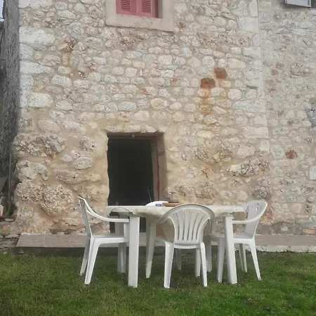 πέτρινο σπίτι-stone House * Koita