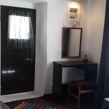 Holiday home πέτρινο σπίτι-stone House Koita