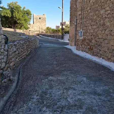 בית נופש πέτρινο σπίτι-stone House