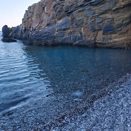 בית נופש πέτρινο σπίτι-stone House Kostas קויטה