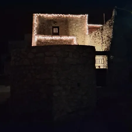 πέτρινο σπίτι-stone House Kostas * Koíta