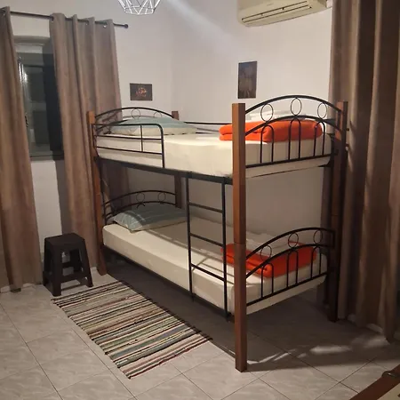 Casa vacanze πέτρινο σπίτι-stone House Kostas