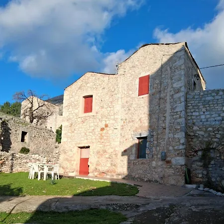 πέτρινο σπίτι-stone House Kostas *