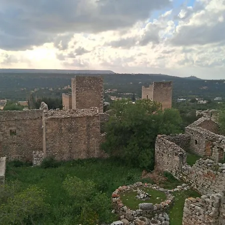 πέτρινο σπίτι-stone House Kostas Hébergement de vacances *