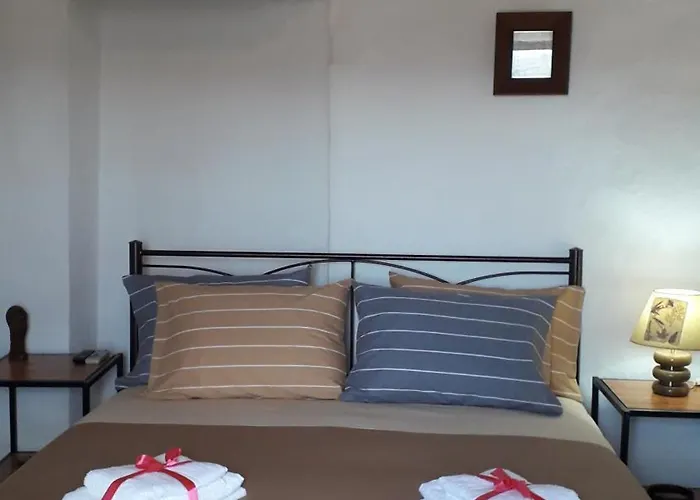 Casa vacanze πέτρινο σπίτι-stone House Kostas Koíta