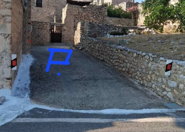 πέτρινο σπίτι-stone House Kostas *