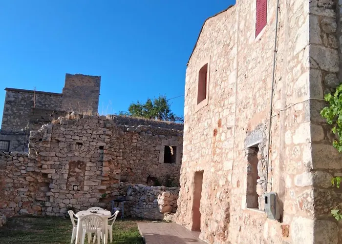 πέτρινο σπίτι-stone House Kostas Koíta