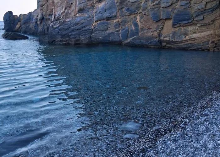 Hébergement de vacances πέτρινο σπίτι-stone House Kostas Koíta