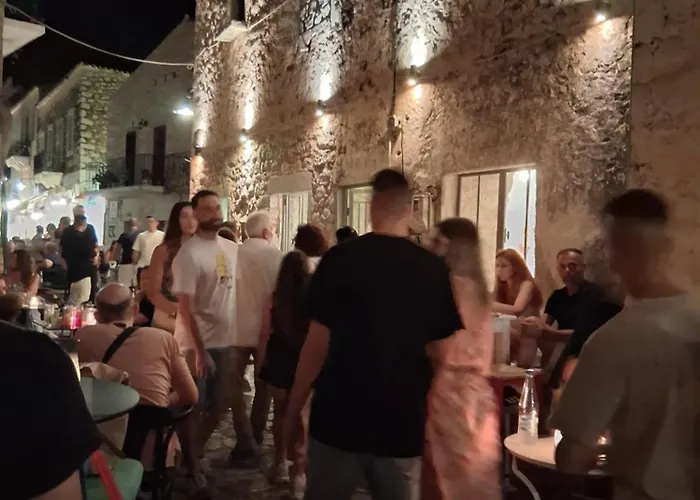 Casa vacanze πέτρινο σπίτι-stone House Kostas Koíta