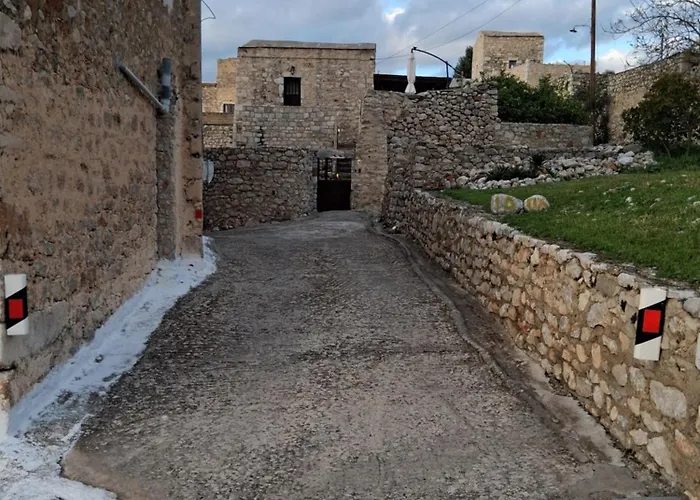 πέτρινο σπίτι-stone House Kostas Hébergement de vacances *