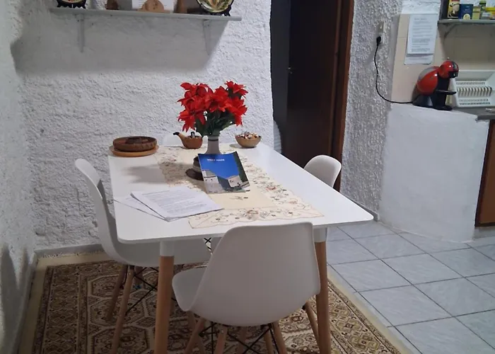 Hébergement de vacances πέτρινο σπίτι-stone House Kostas *